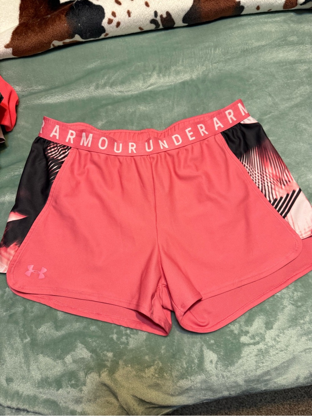 Under Armour Coral Pink Athletic Shorts with Patterned Side Panels